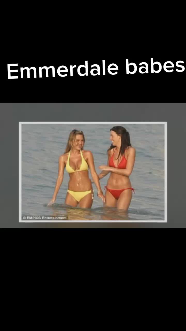@HOTTEST FEMALE CELEBS