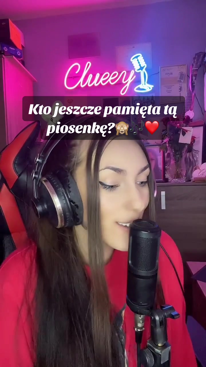 @𝐂𝐥𝐮𝐞𝐞𝐲☀️🎀