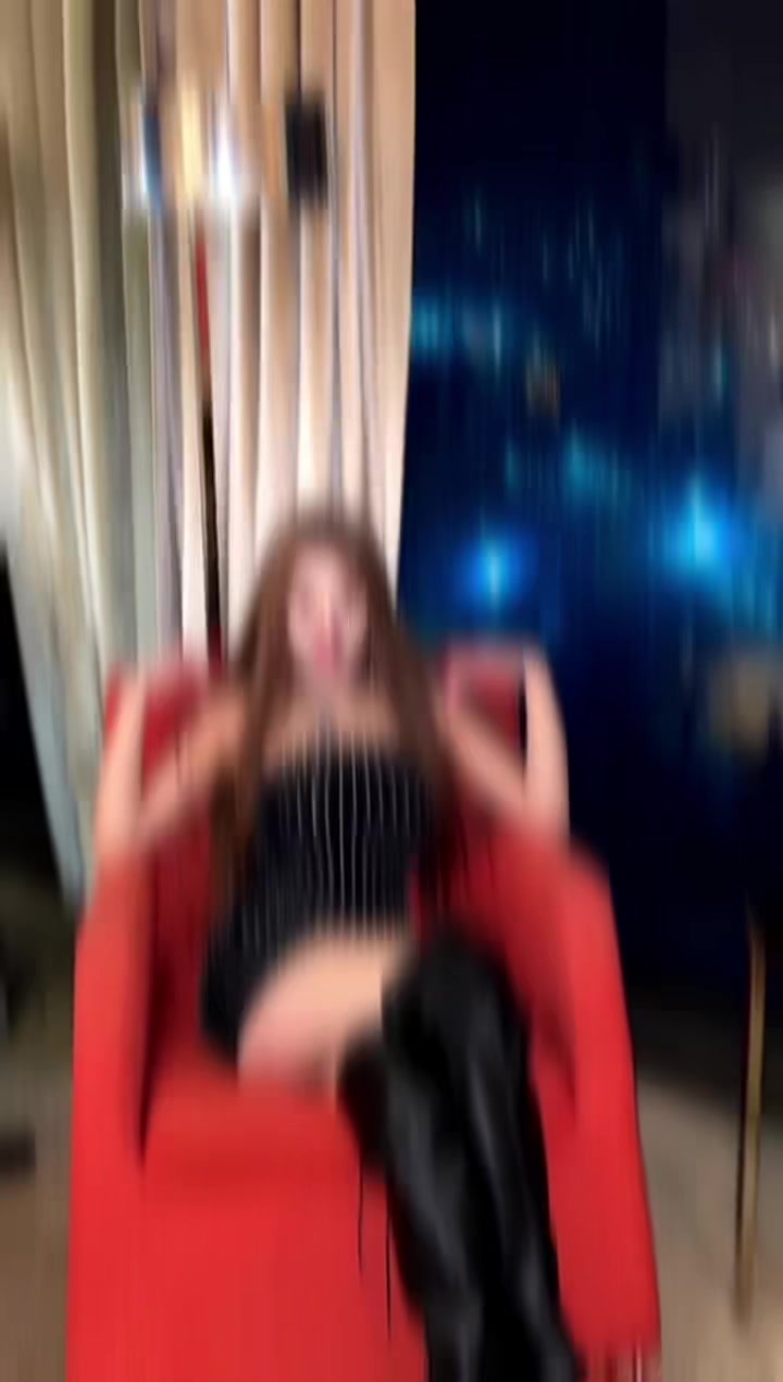 @Mubına