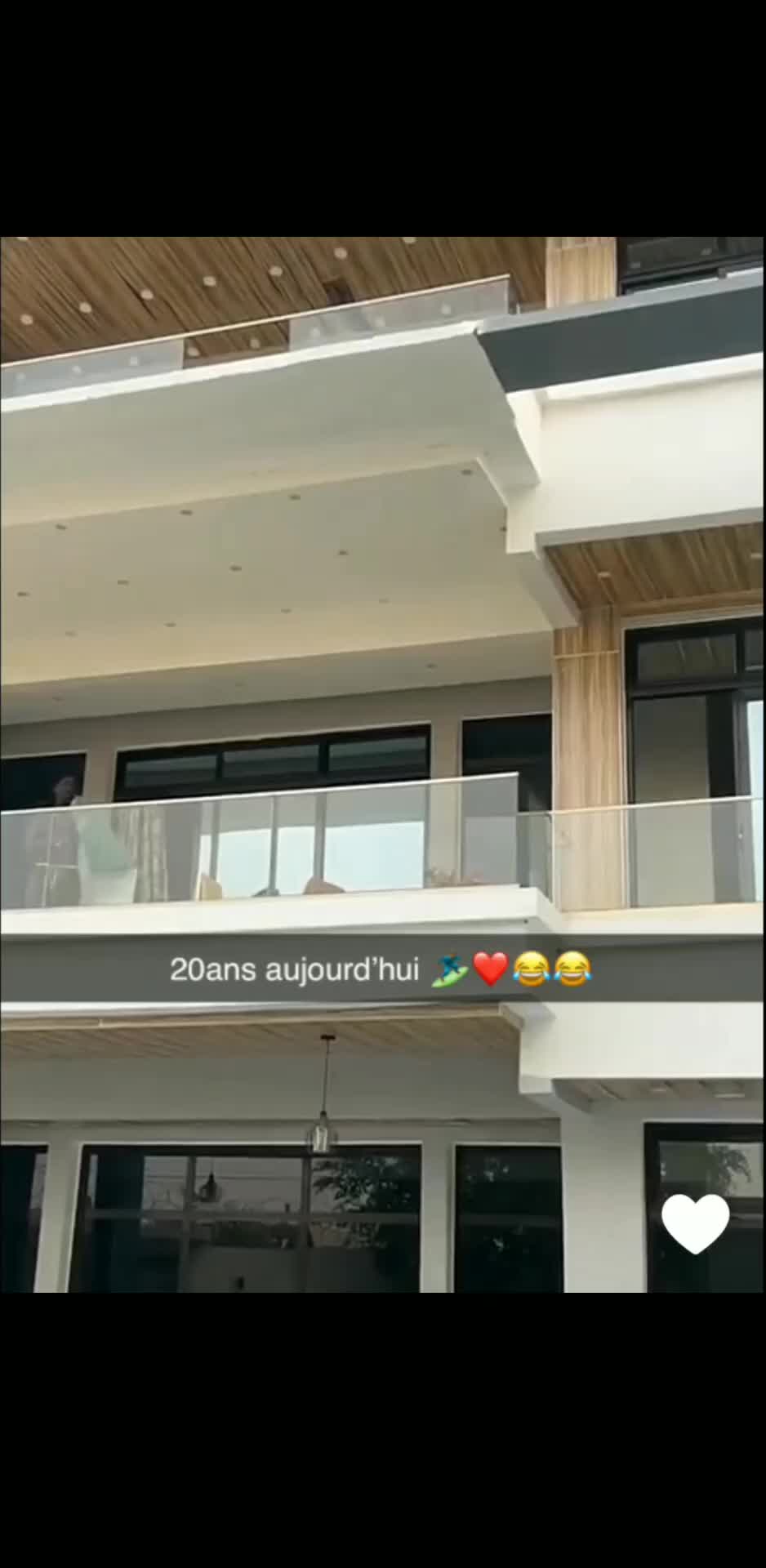 @VJ FAN PAGE 🥤