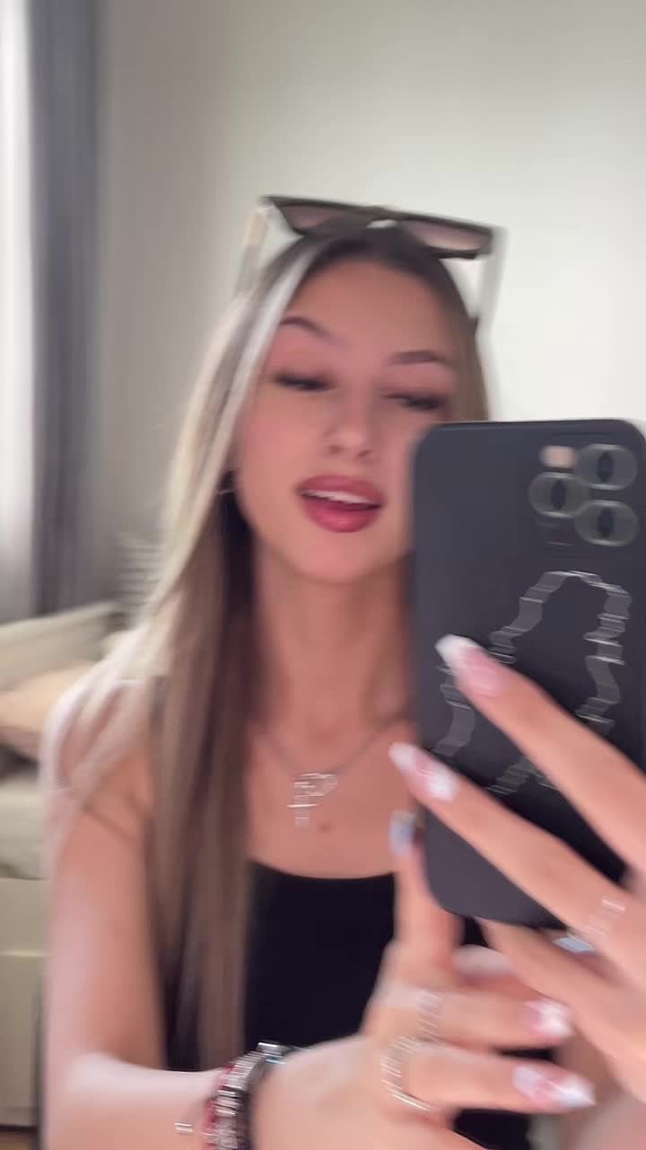 @Andjela