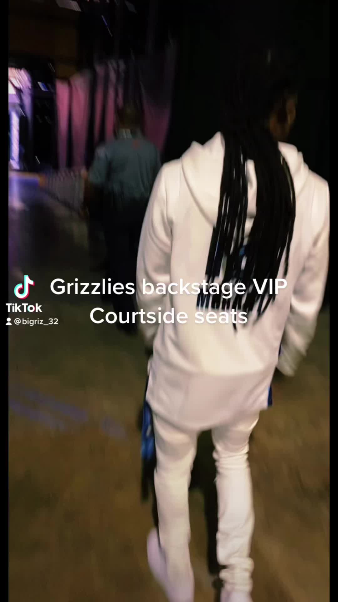 @Riz