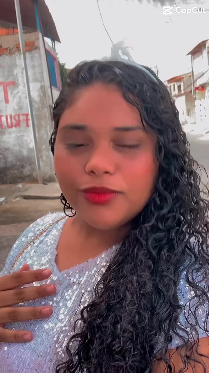 @kellymrt7