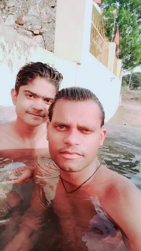 @Pintu__ Meena