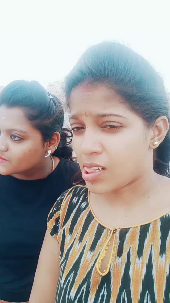 @thalapathy swetha 😘