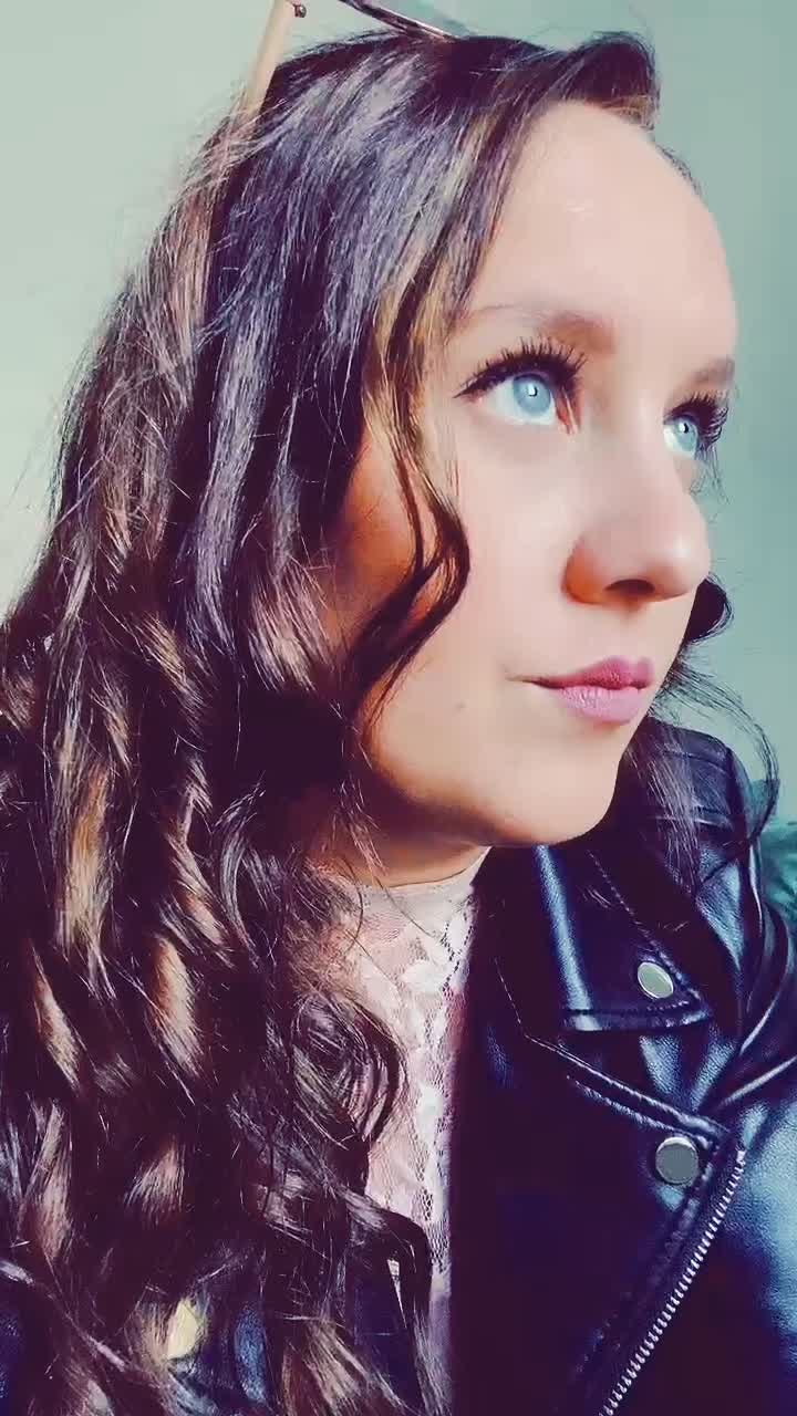 @Taschaa_