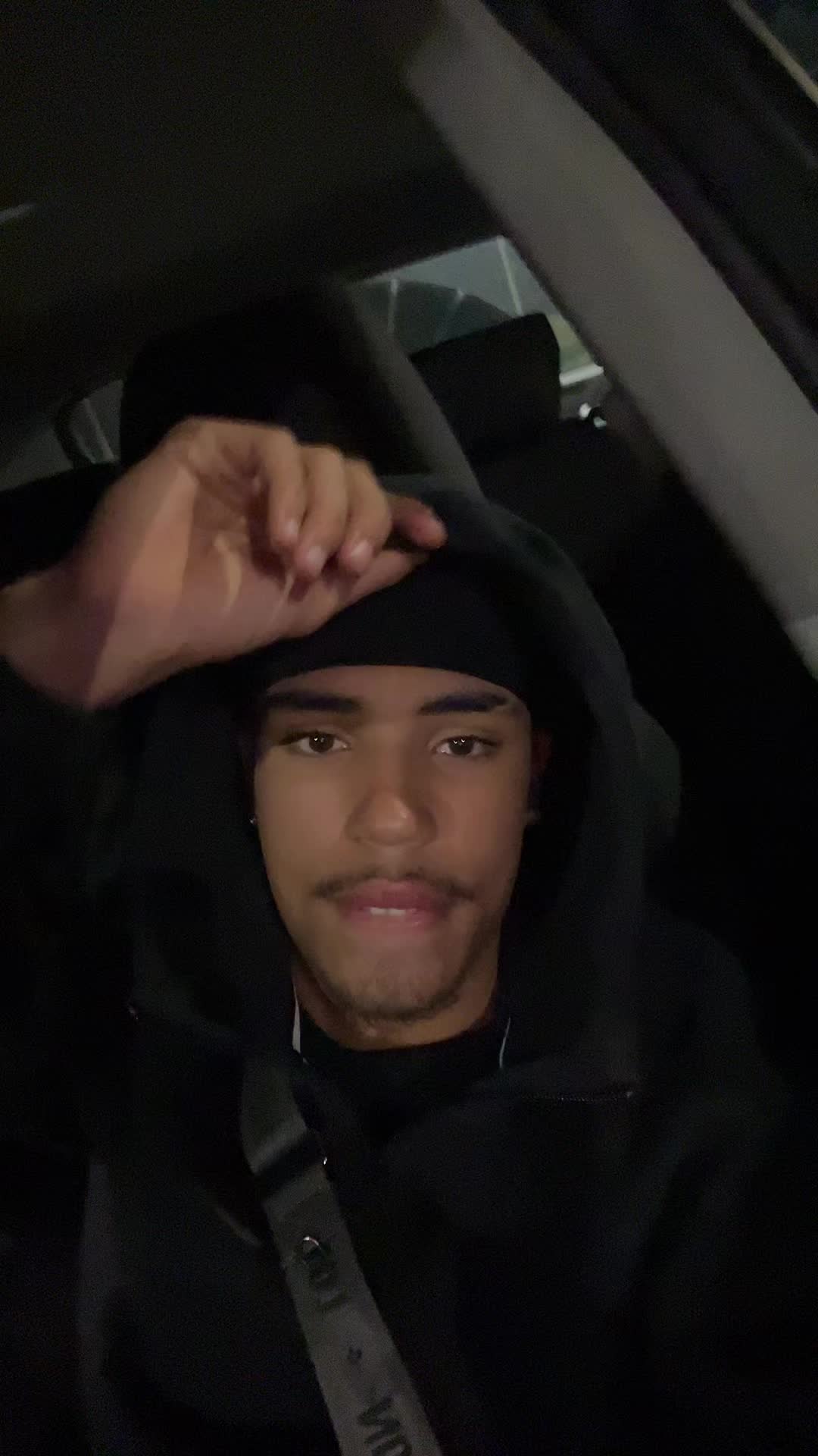 @Ads 1️⃣