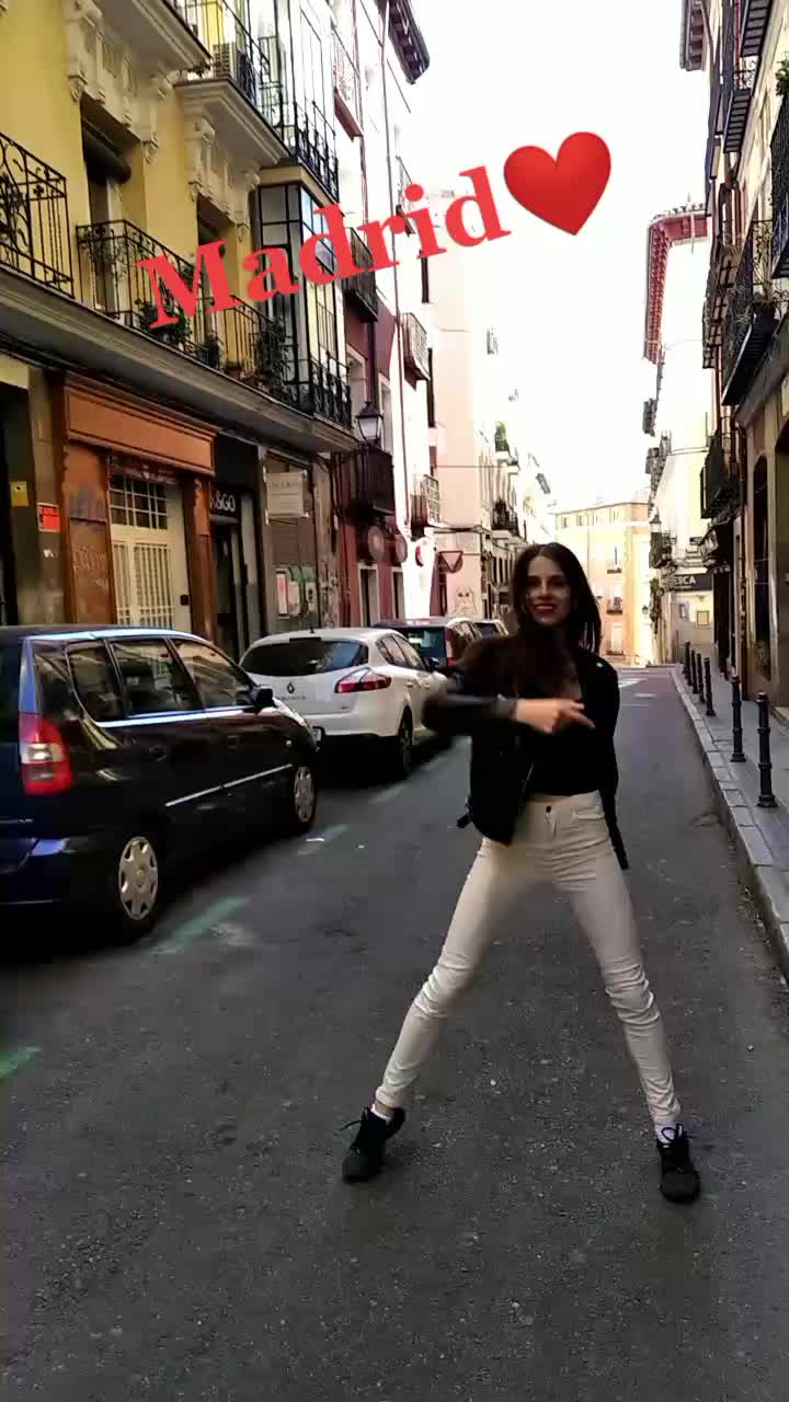 @Katrine Soto