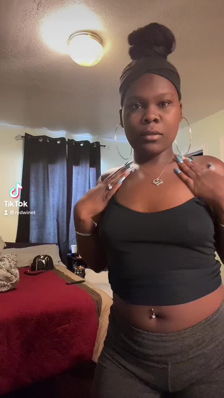 @TaniyahR