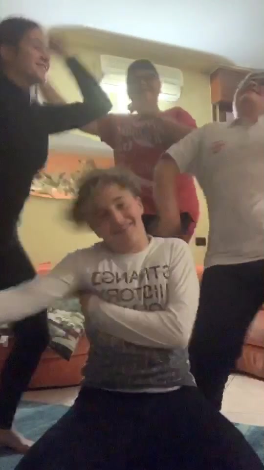 @Deb_giannini