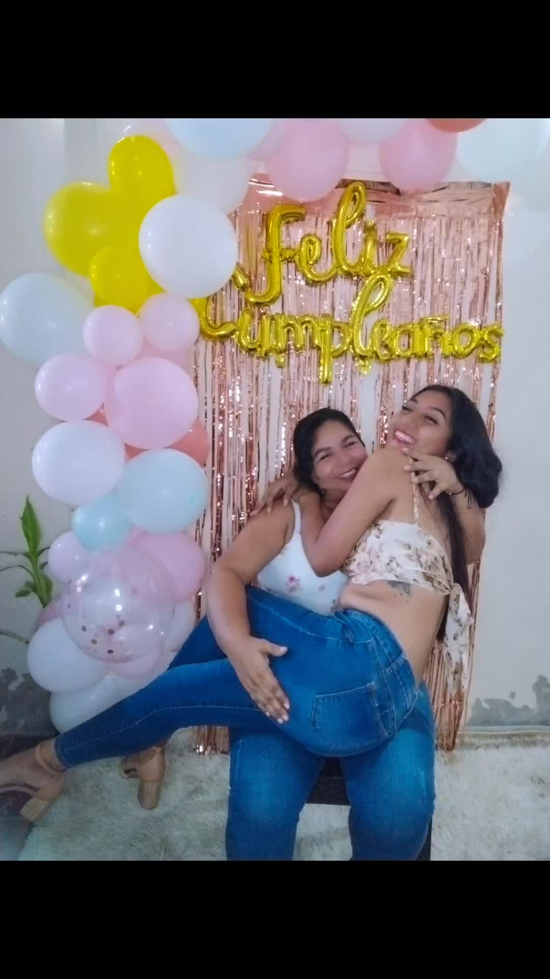 @𝓡𝓸𝓼𝓼𝔂 🌸