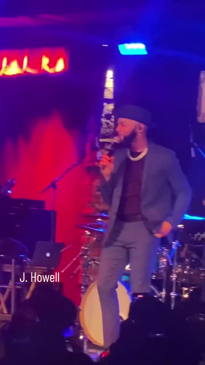 @🐺J_Howellettes🐺