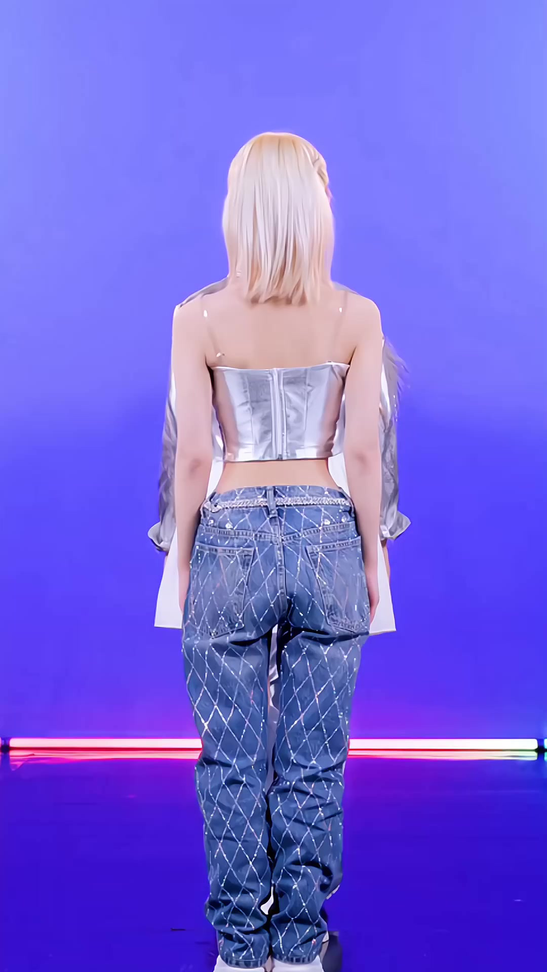 @𝑹𝑬𝑳𝑨𝒀 𝑫𝑨𝑵𝑪𝑬