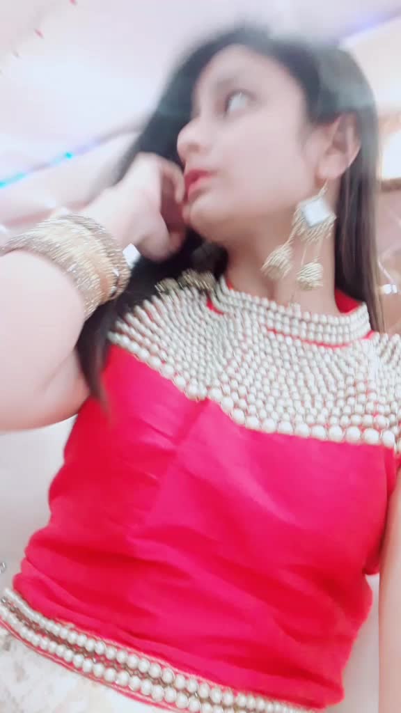 @Apoorva🔥bisht