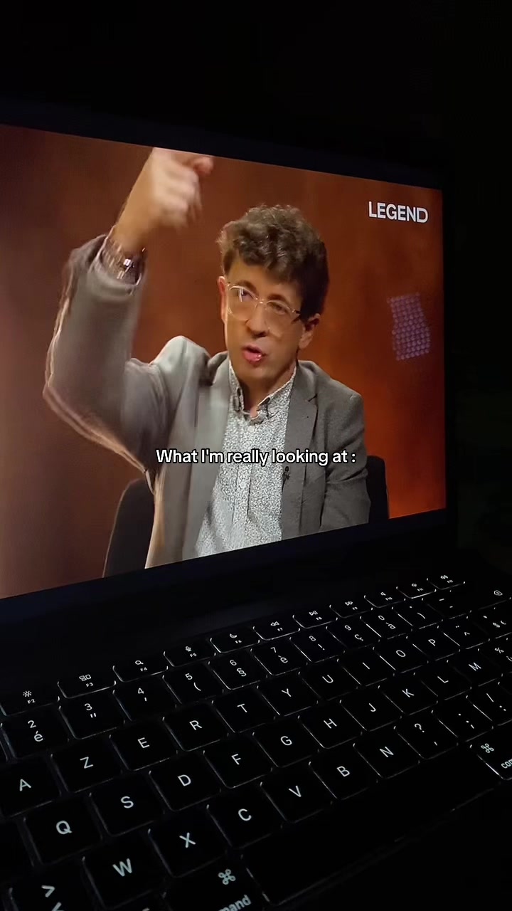 @𝑐𝑎𝑚𝑖𝑙𝑙𝑒