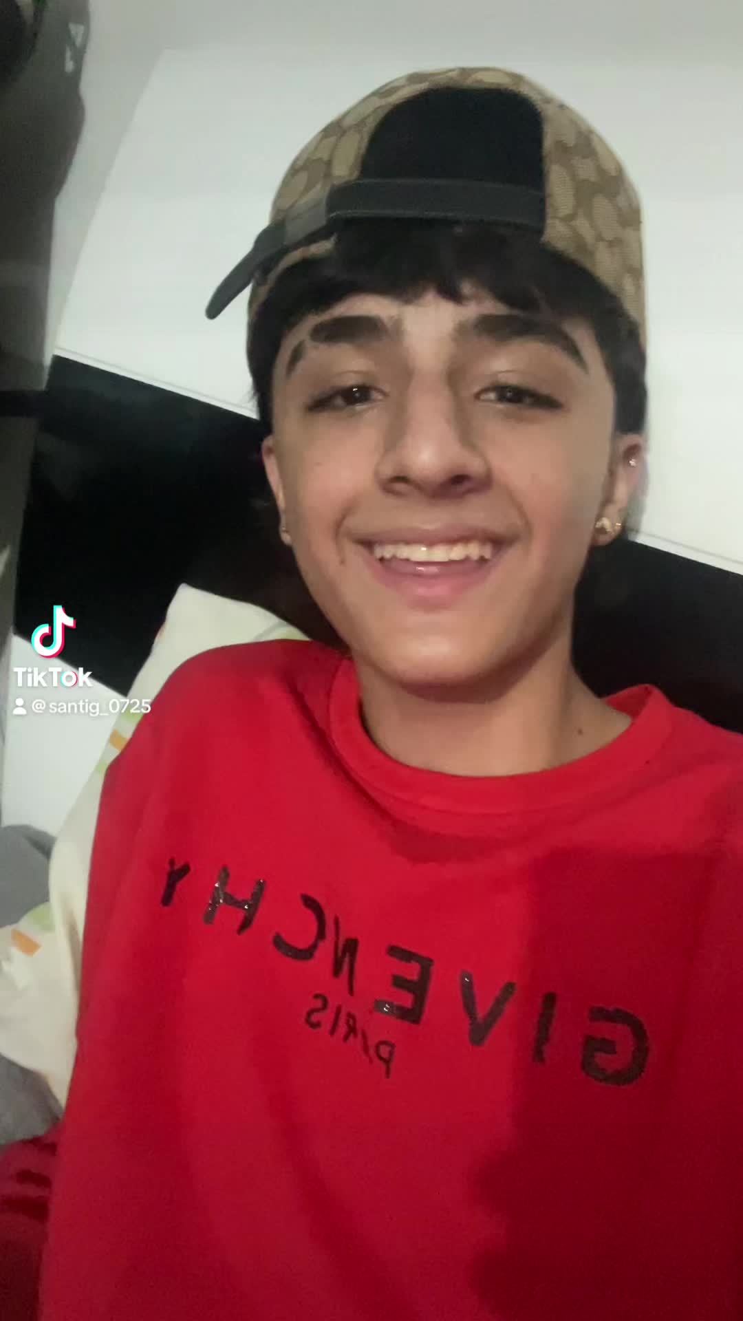 @Santi_0725