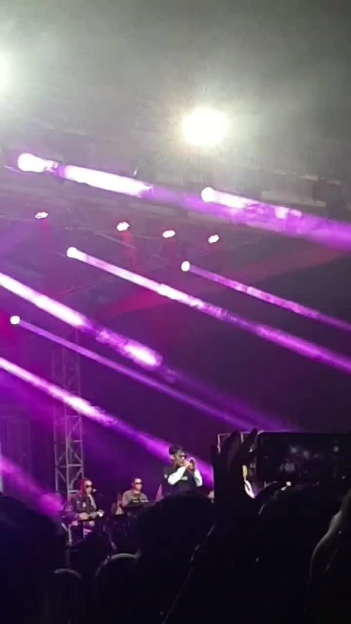 @R.ayu.r