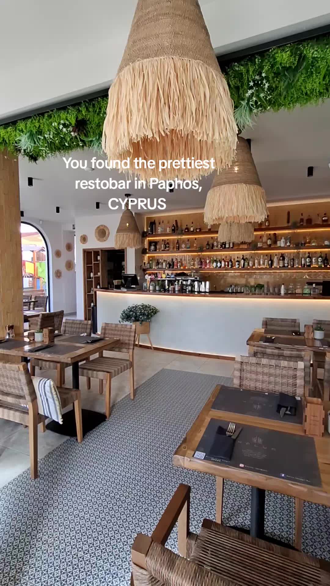 @AURA | TRAVEL
