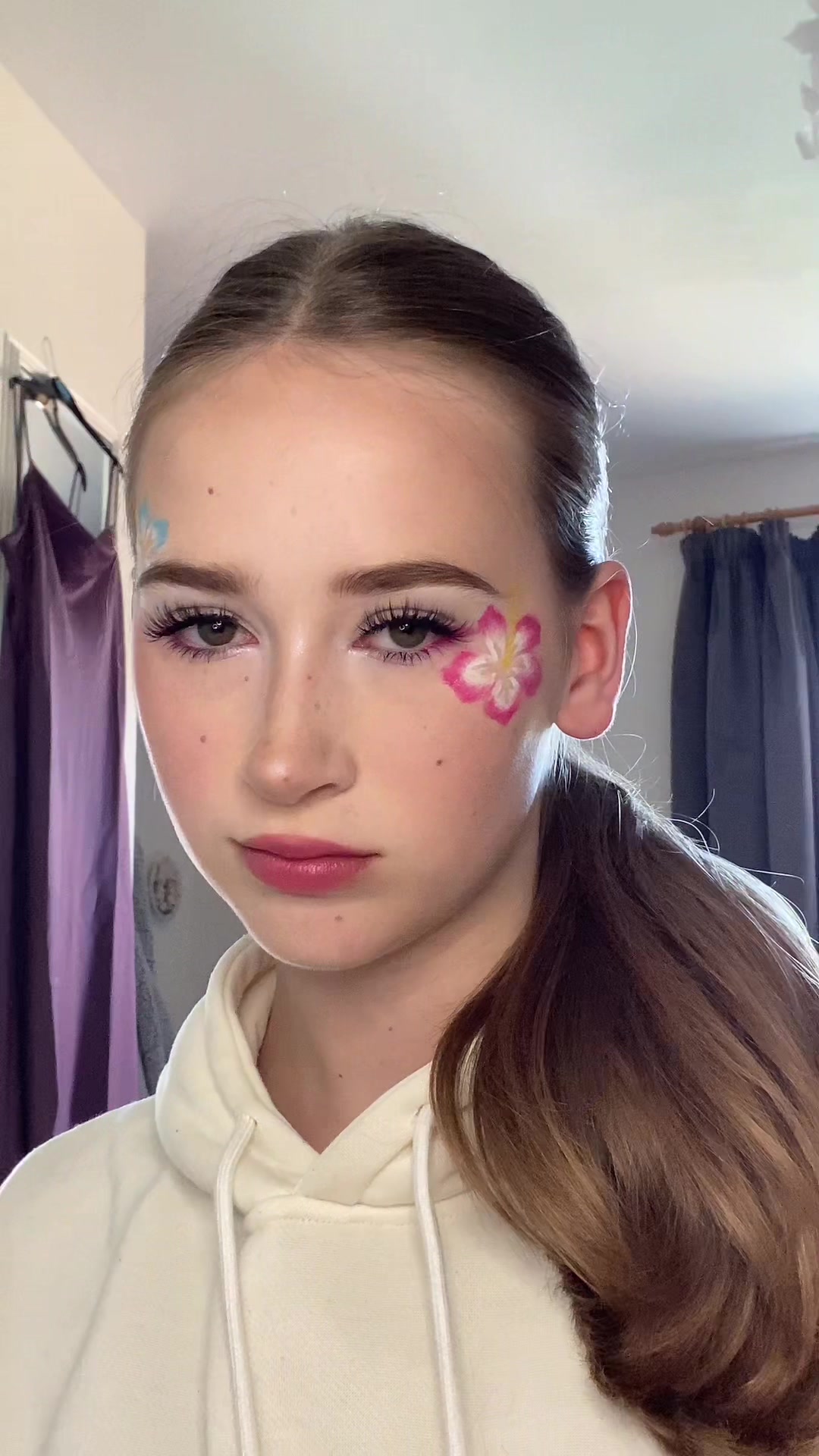 @MU.Ava