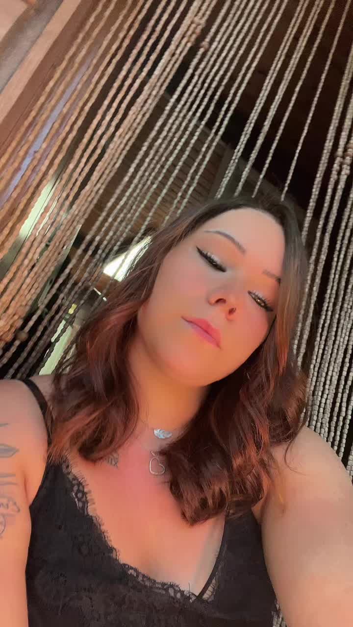 @tequila_anais