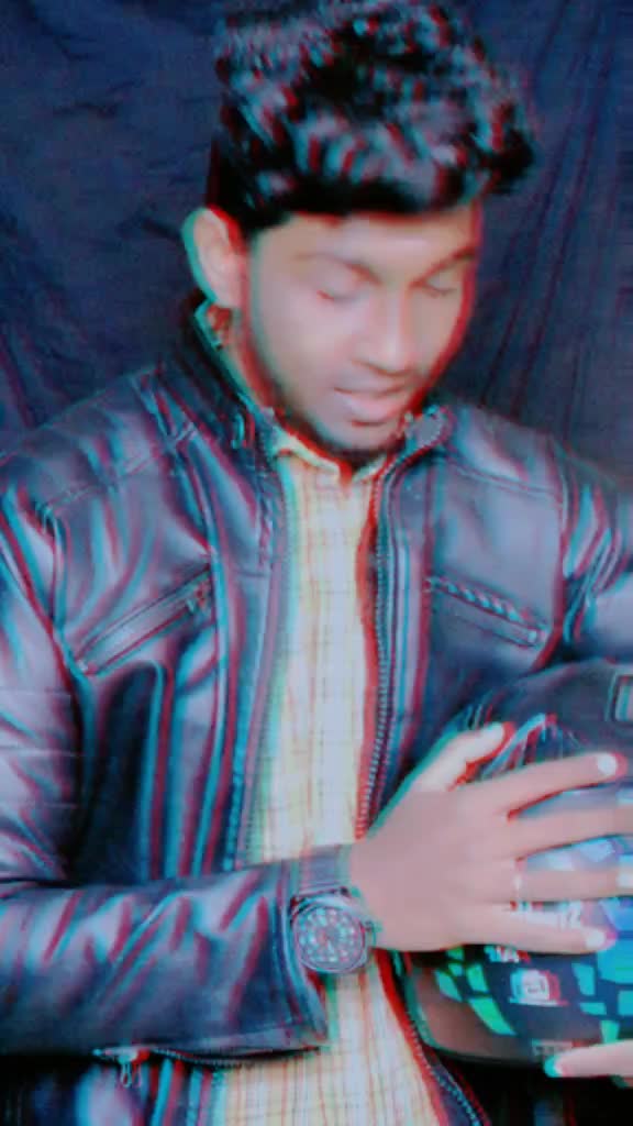 @ViGnEsHvIcKy