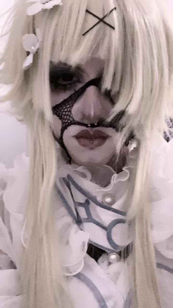 @♱ Vron ˖°🦇ִ ࣪𖤐