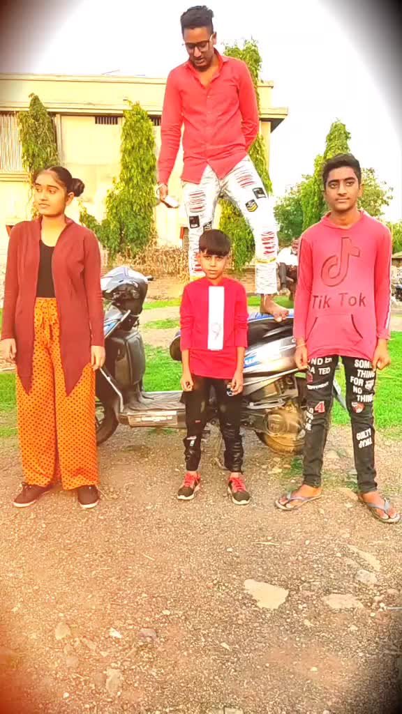 @⚡⚡Aaryan.ly⚡⚡