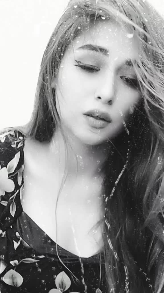 @👑jiniya_dhuria👑