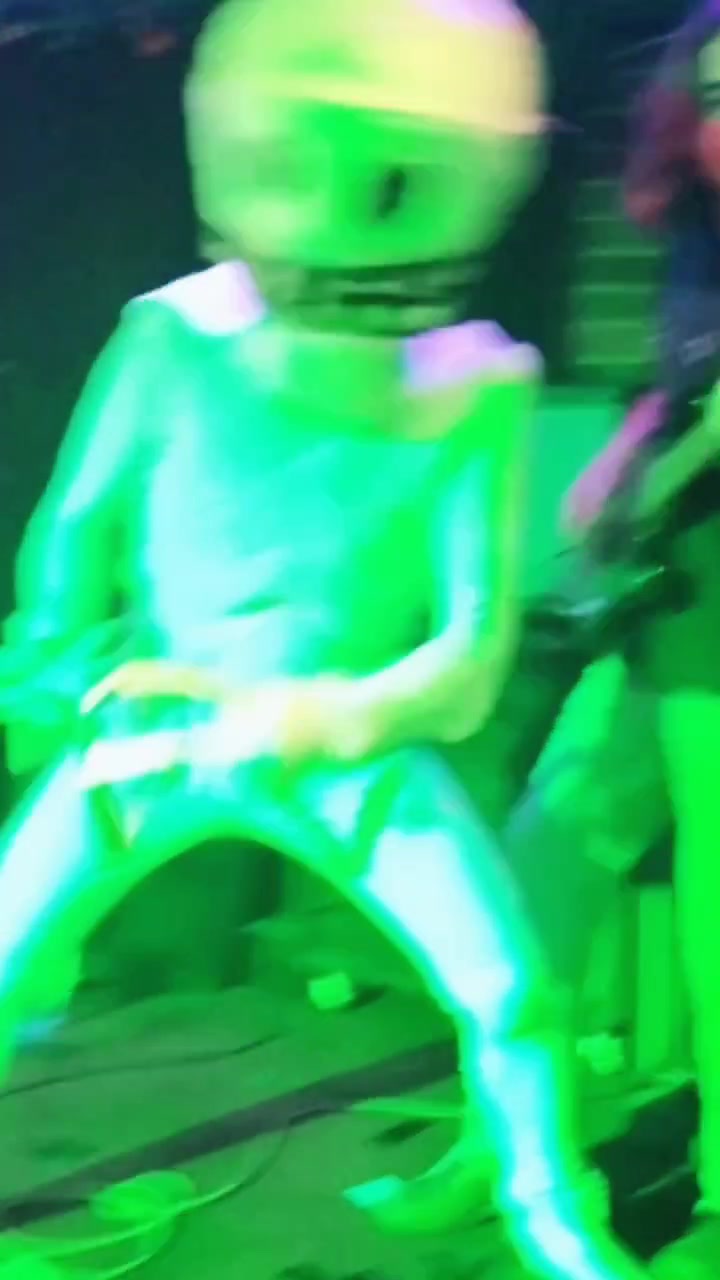 @Snuff Puppets