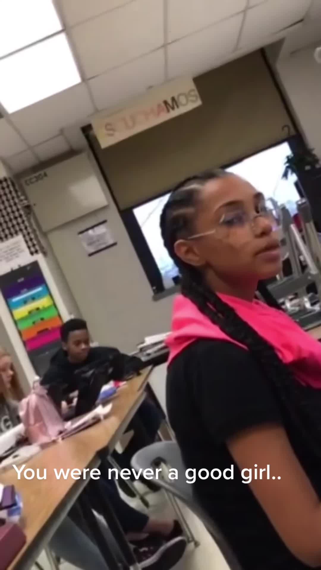 @Lia Teresa477
