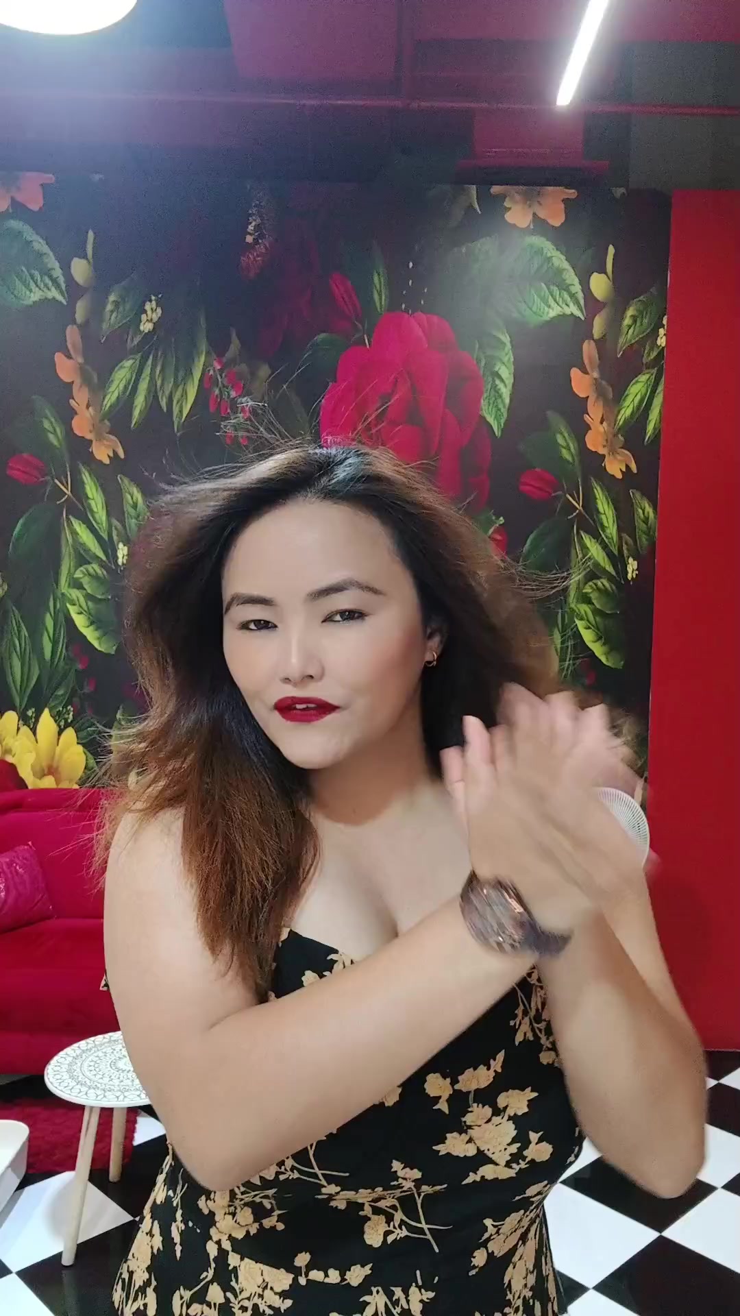 @BiNa Ghale