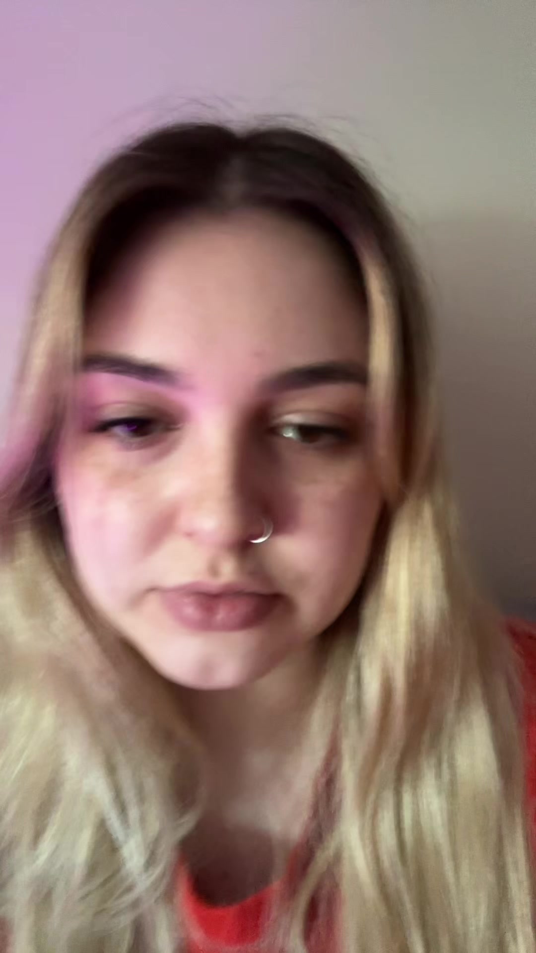 @mo