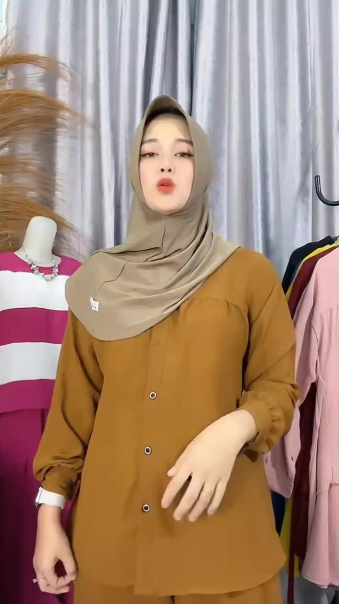 @Lɪᴠᴇ