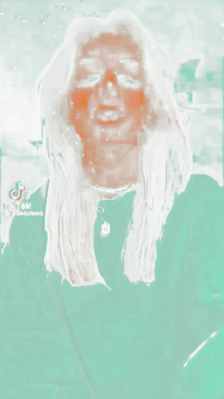 @— ƒℓοяα —