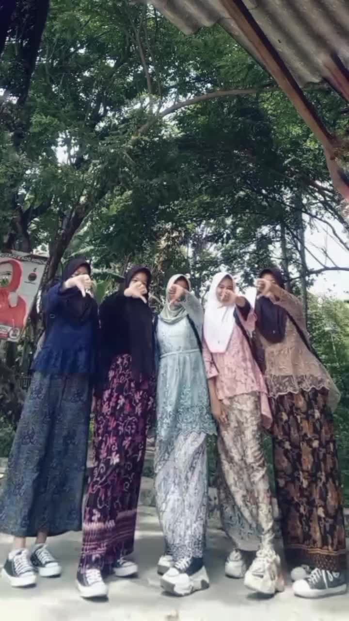 @tyaa༘⋆🌷💭₊˚ෆ