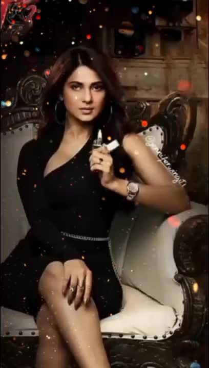 @Jennifer Winget