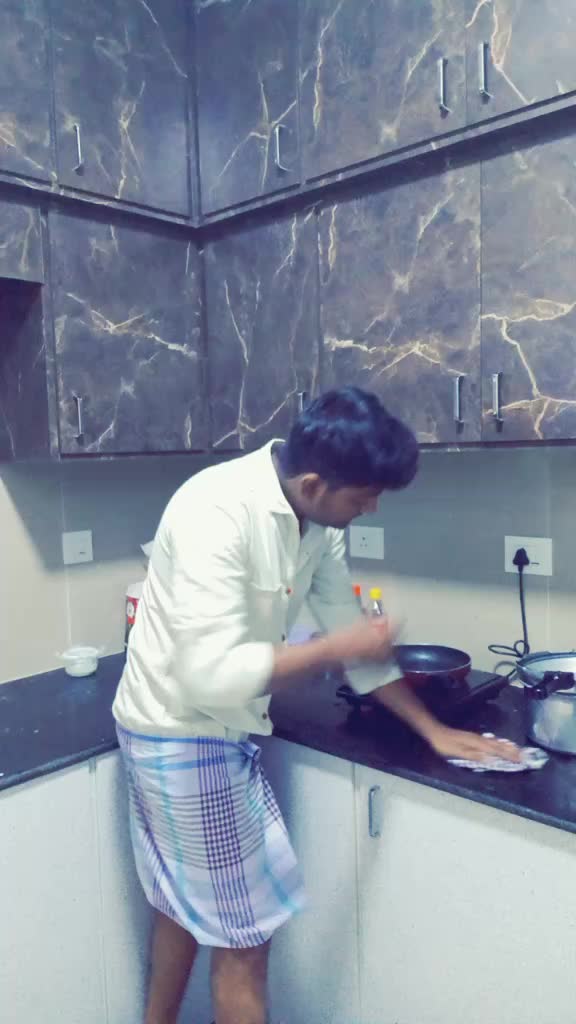 @Shanavwaas