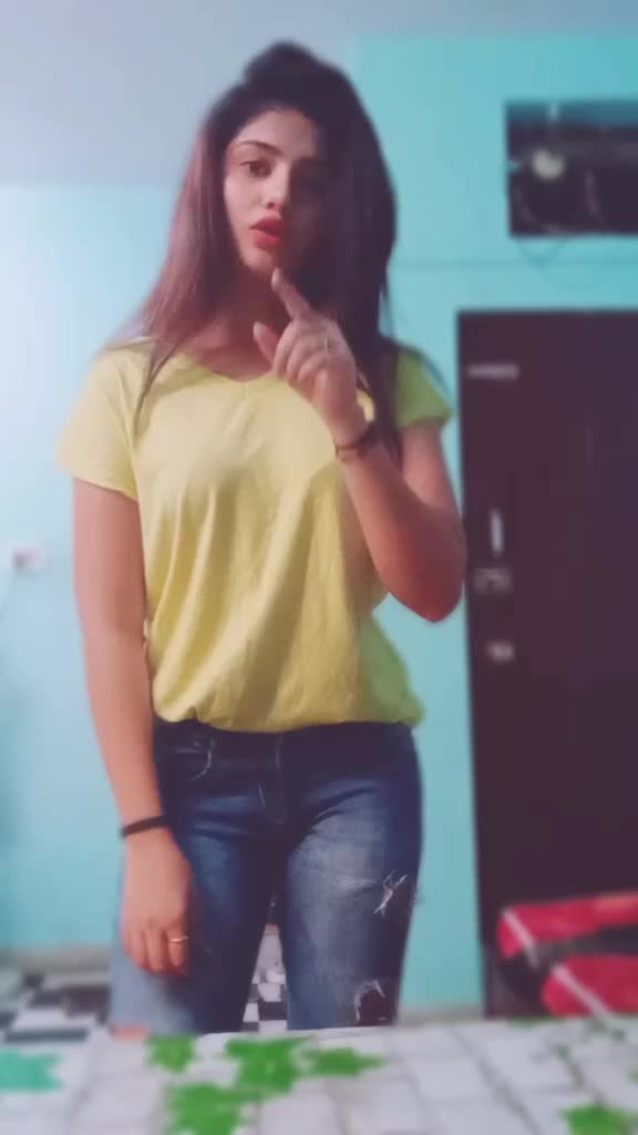 @Karina🦋