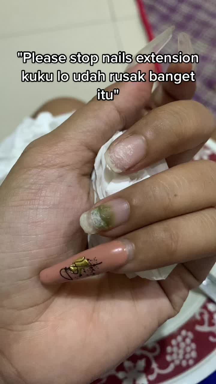 @Gabriella Gozally