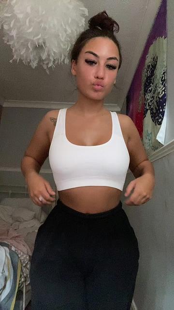 @Leah🍒🪩🎲