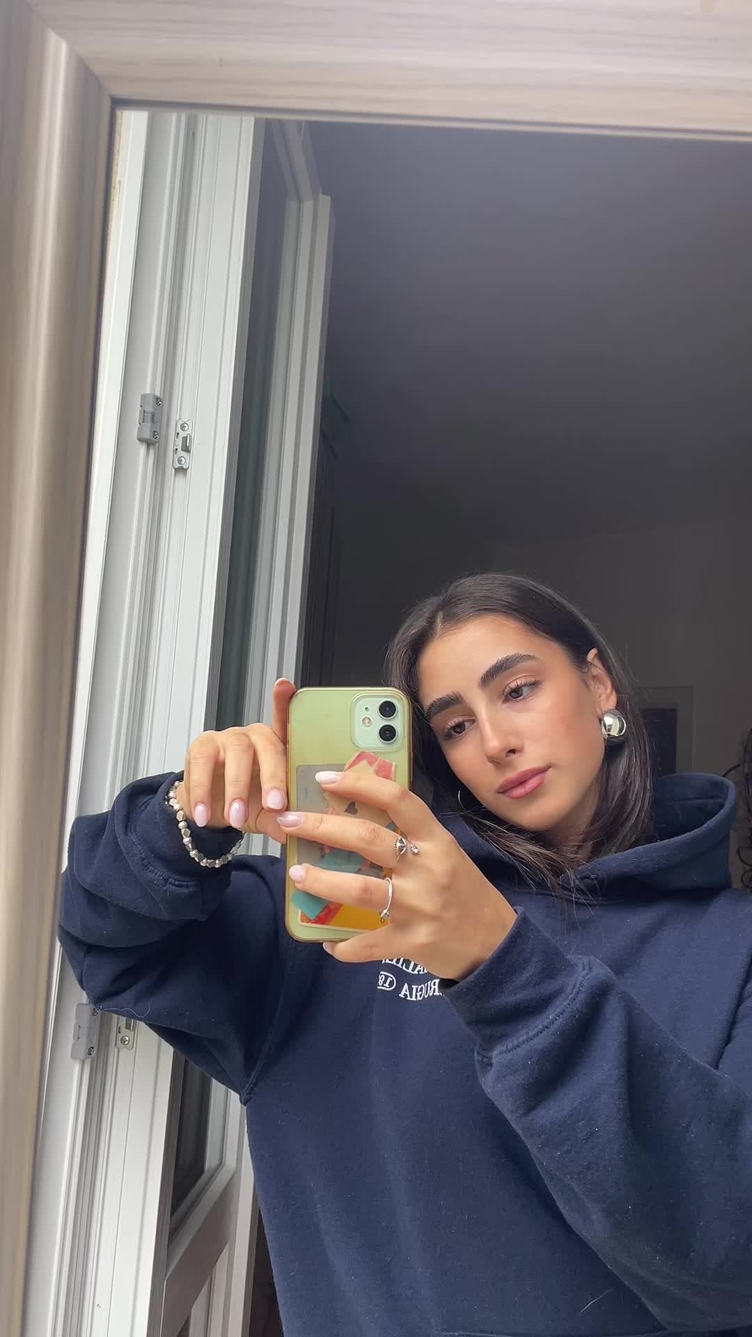 @is✮bella