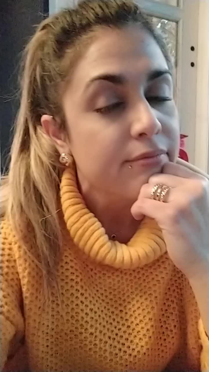 @Asimina_Asi