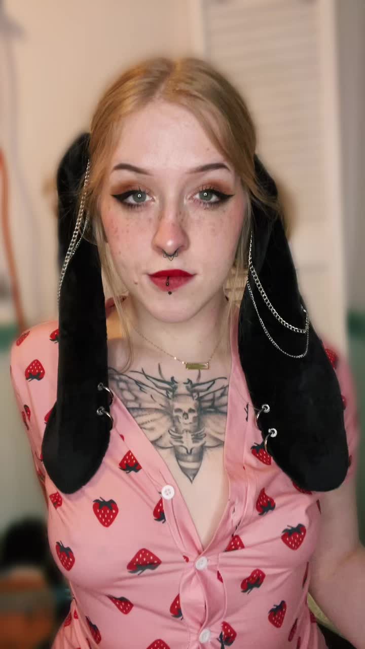 @Paleseafoam