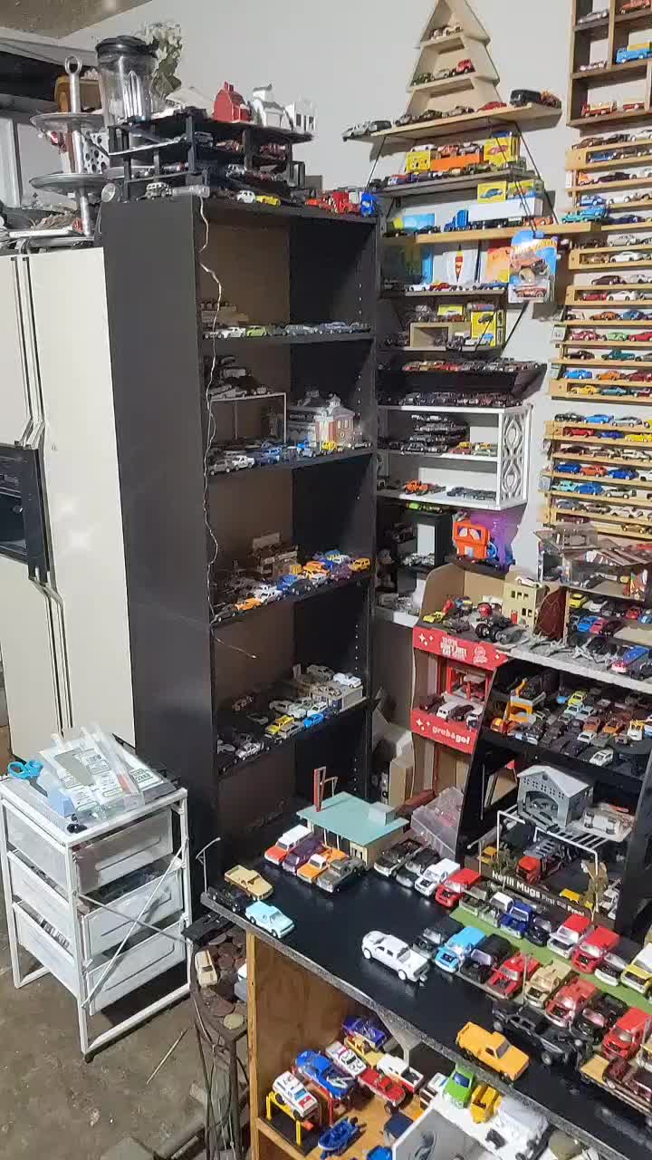 @OnlyDiecast