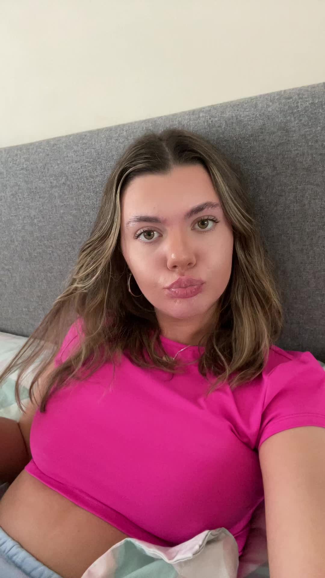 @megz