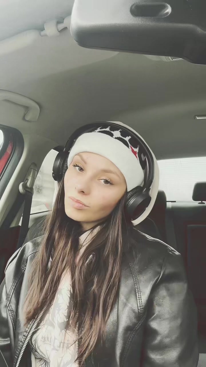 @sarah
