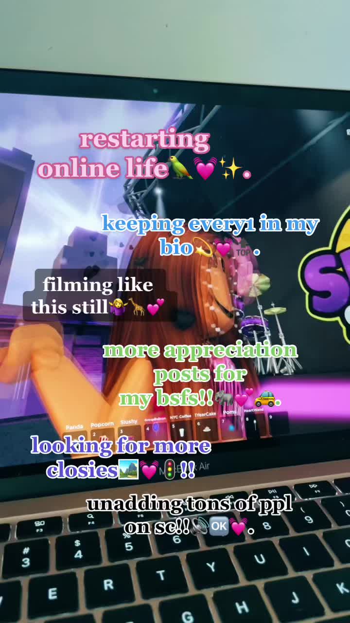 @maisie๐๐๐ฆ๐ฆแ³