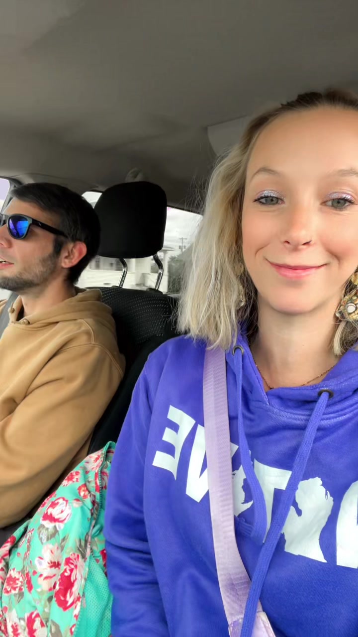 @SheBurps