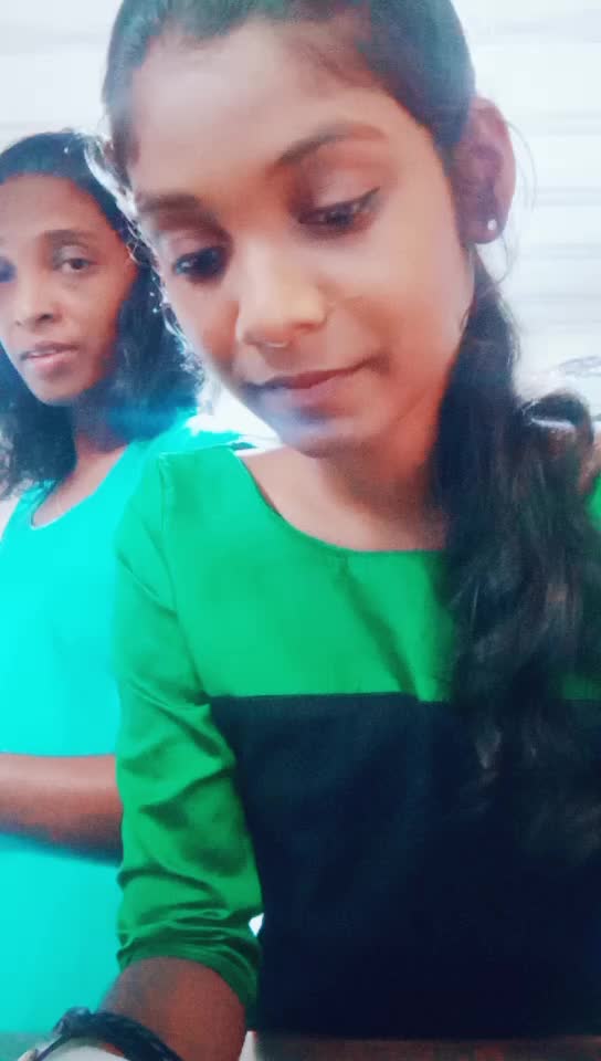 @✌കിങ്ങിണി✌