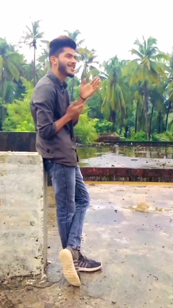@_mahroof_